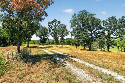 2277 S Ed Edwards Rd, Fayetteville, AR, 72701-0705 | Card Image