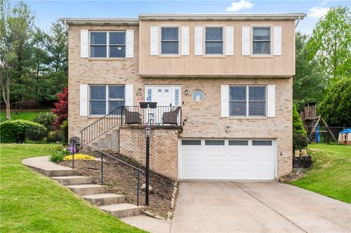 533 Hickory Ln, Houston, PA, 15342-1210 | Card Image