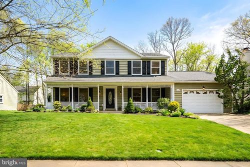 8224 Stacey Rd, Alexandria, VA, 22308-1651 | Card Image