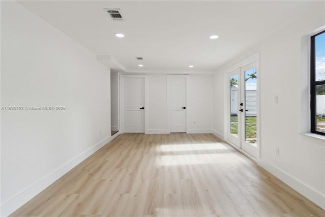 4730 Ne 15 Th Ave, House other with 2 bedrooms, 2 bathrooms and null parking in Pompano Beach FL | Image 11