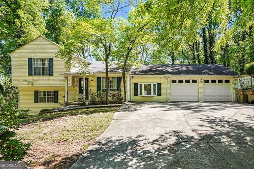 10968 Highridge Ct, Hampton, GA, 30228-1565 | Card Image