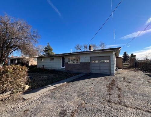 5700 Schiesel Ave, Klamath Falls, OR, 97603-6976 | Card Image