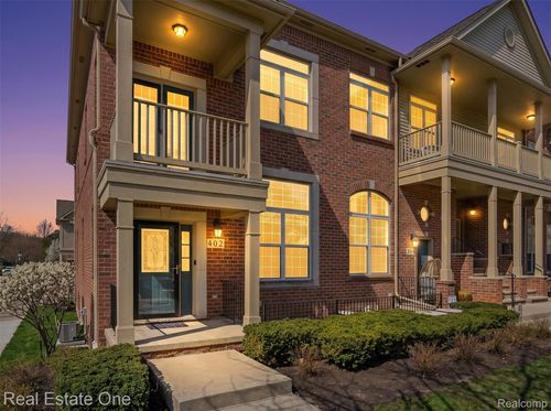 402 Old Pine Way, Walled Lake, MI, 48390-3546 | Card Image