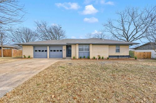 2217 Rex Cruse Dr, Sherman, TX, 75092-3016 | Card Image