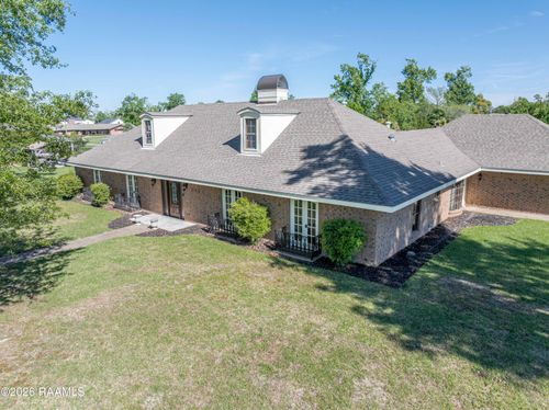 3100 Surrey Ln, Lake Charles, LA, 70605-3940 | Card Image