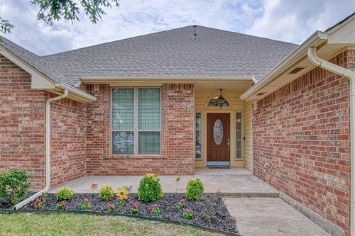 3900 Irvine Dr, Norman, OK, 73072-1946 | Card Image