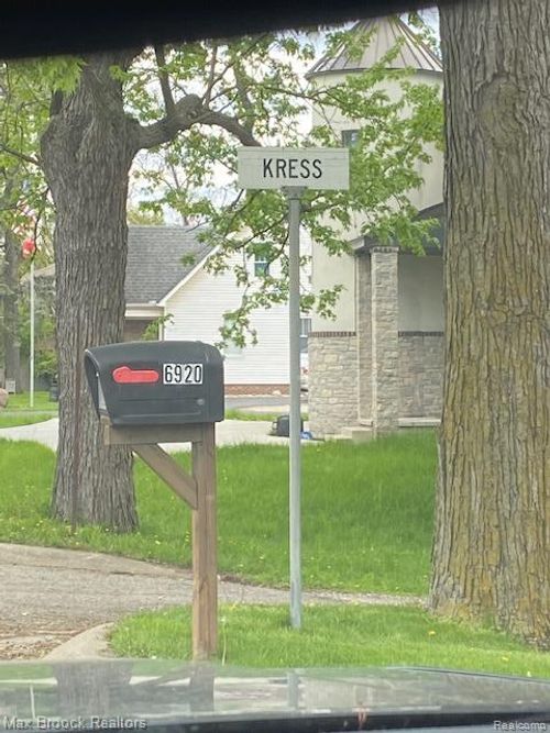 0000 Kress, West Bloomfield, MI, 48322 | Card Image