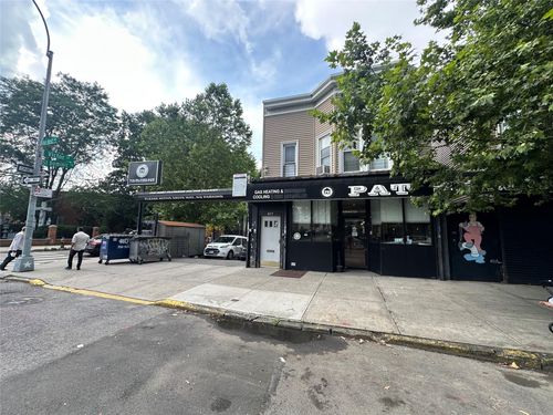 677 Van Nest Ave, Bronx, NY, 10462-3508 | Card Image