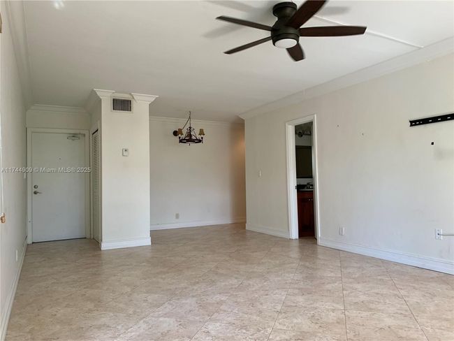 APT-210A - 2426 Se 17 Th St, Condo with 1 bedrooms, 1 bathrooms and null parking in Fort Lauderdale FL | Image 11