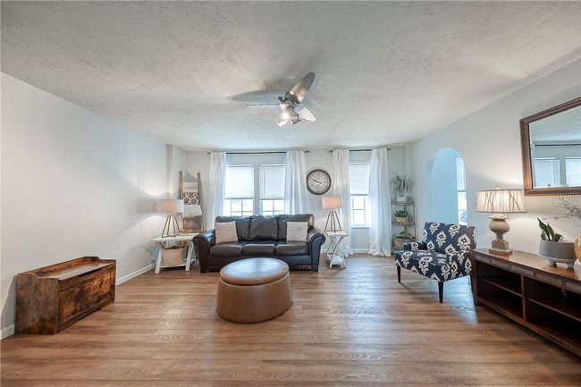 102 Cole Ct, Townhouse with 3 bedrooms, 3 bathrooms and 2 parking in Harmony PA | Image 4