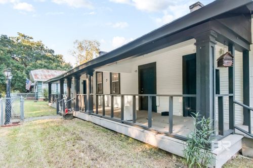 25 Southern St, Chickasaw, AL, 36611-2539 | Card Image