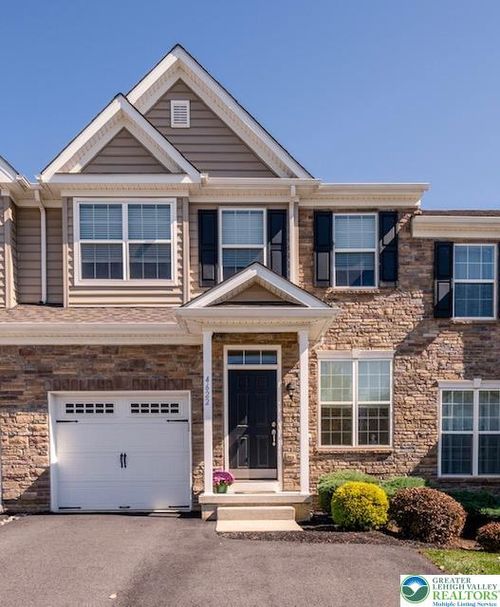 4622 Woodbrush Way, ALLENTOWN, PA, 18104-9211 | Card Image