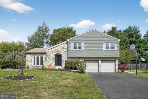 749 Aldrin Ave, LANSDALE, PA, 19446-5644 | Card Image