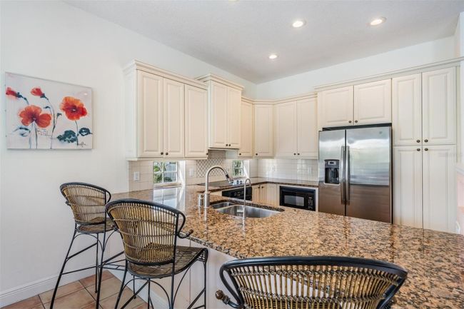 315 64 Th St, Condo with 3 bedrooms, 3 bathrooms and null parking in Holmes Beach FL | Image 11
