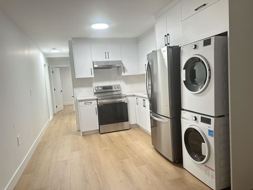 20534 75 Ave, Langley, BC, V2Y3S8 | Card Image