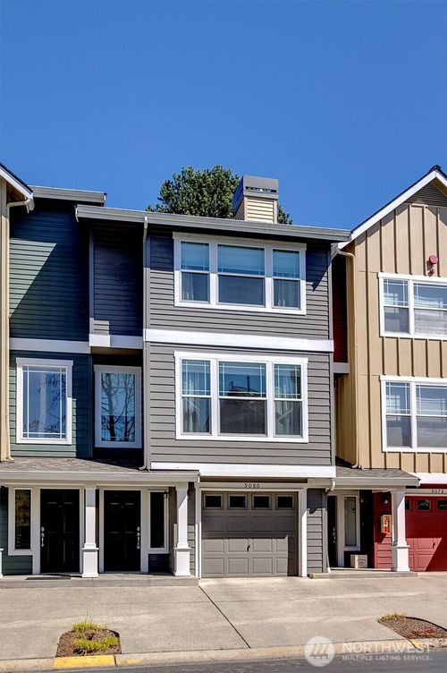 2202-9080 162nd Pl Ne, Redmond, WA, 98052-7572 | Card Image
