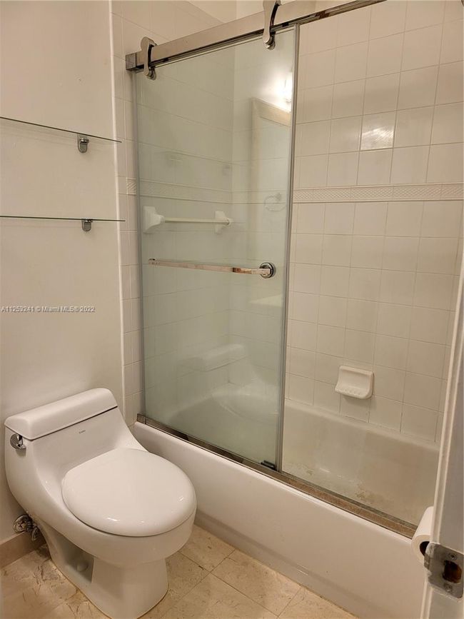 UNIT-35 - 545 Sw 18 Th Ave, Townhouse with 3 bedrooms, 3 bathrooms and null parking in Fort Lauderdale FL | Image 44