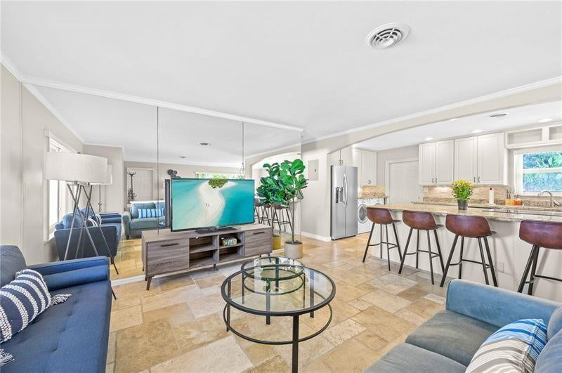Residential Lease in Wilton Manors 5