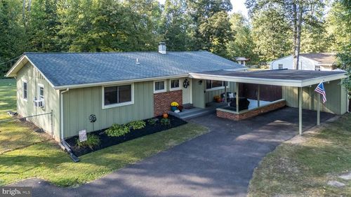 2338 Bedminster Rd, PERKASIE, PA, 18944-4000 | Card Image
