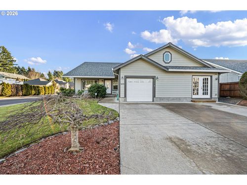 1635 Fairview Pl, Cottage Grove, OR, 97424-1905 | Card Image