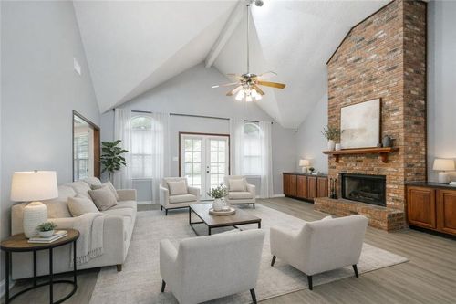 602 Willowdale Blvd, Luling, LA, 70070-3118 | Card Image