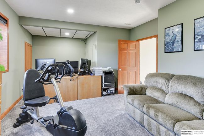 7881 Wisteria Way, House other with 5 bedrooms, 3 bathrooms and 3 parking in Fort Calhoun NE | Image 57