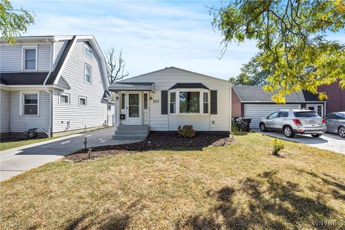 213 Brighton Rd, Tonawanda, NY, 14150-6814 | Card Image