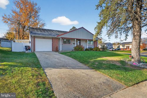 286 Pinoak Ln, FREDERICK, MD, 21701-6405 | Card Image