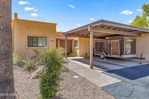1909 N Linden Cir, Tucson, AZ, 85715-4523 | Card Image
