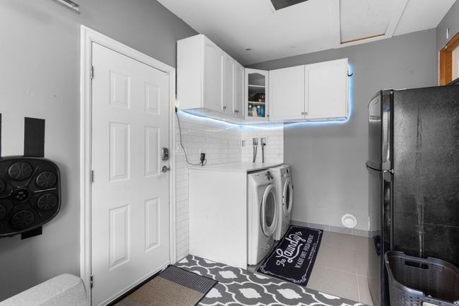 20147 Hampton St, House other with 3 bedrooms, 2 bathrooms and 5 parking in Maple Ridge BC | Image 27