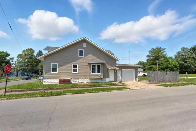 1025 S Gallatin St, House other with 5 bedrooms, 2 bathrooms and null parking in Marion IN | Image 32
