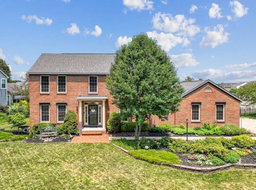 6430 Rossmore Ln, Canal Winchester, OH, 43110-8761 | Card Image