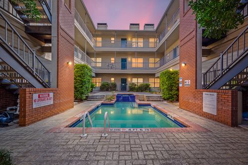 308-106 E 30th St, Austin, TX, 78705-3853 | Card Image