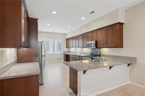 106 Neptune, Irvine, CA, 92618-1198 | Card Image