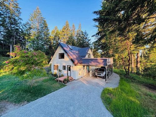 261 Mobrae Ave, Salt Spring, BC, V8K1J7 | Card Image