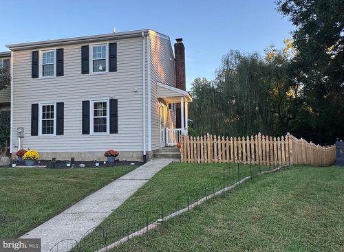 121 E Orange Ct, BALTIMORE, MD, 21234-8015 | Card Image