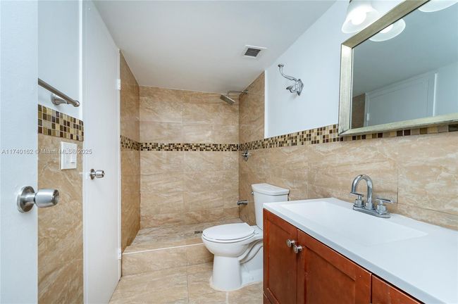 APT-807 - 13499 Biscayne Blvd, Condo with 2 bedrooms, 2 bathrooms and null parking in North Miami FL | Image 28