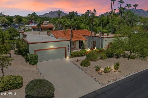 8308 E Vista De Valle, Scottsdale, AZ, 85255-4235 | Card Image