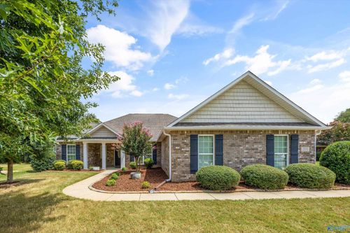 207 Somer Bridge Dr, Huntsville, AL, 35811-7120 | Card Image