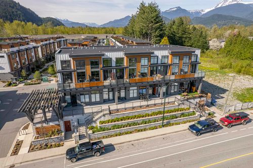 104-39767 Government Rd, Squamish, BC, V8B0Z1 | Card Image