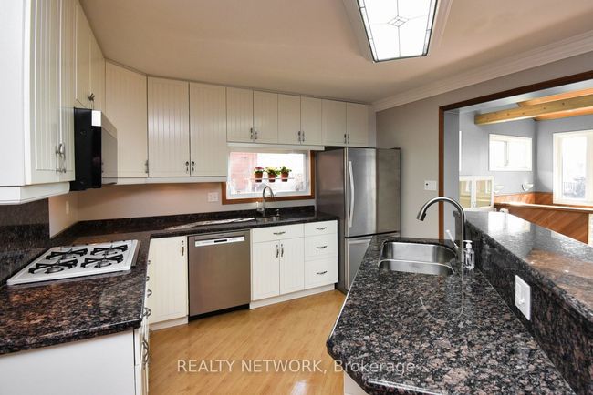 14 Ingrid Crt, House other with 6 bedrooms, 4 bathrooms and 1 parking in Hamilton ON | Image 10
