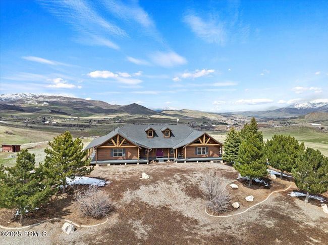 288 W Woods Creek Dr, Home with 5 bedrooms, 4 bathrooms and null parking in Morgan UT | Image 4