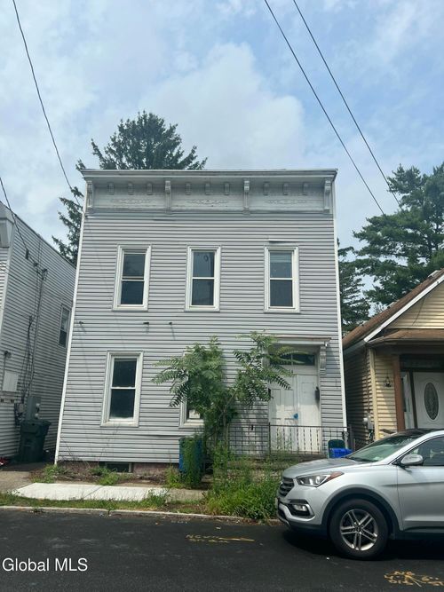 14 Division St, Cohoes, NY, 12047-1902 | Card Image