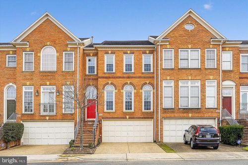 1805 Dawson St, VIENNA, VA, 22182-2574 | Card Image