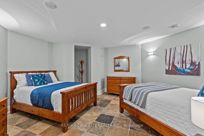 1532 Concession Rd 6 W, Home with 4 bedrooms, 6 bathrooms and 20 parking in Branchton ON | Image 39