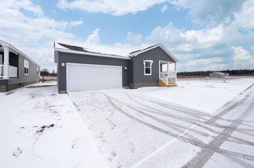 163 Riviera Dr, Lapeer, MI, 48446-3562 | Card Image