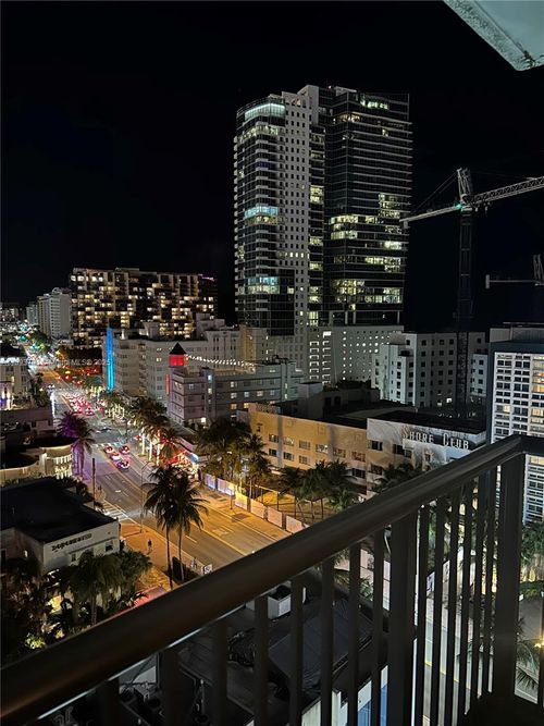 apt-15b-1800 Collins Ave, Miami Beach, FL, 33139-7418 | Card Image