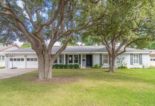 2804 W Shandon Ave, Midland, TX, 79705-6101 | Card Image