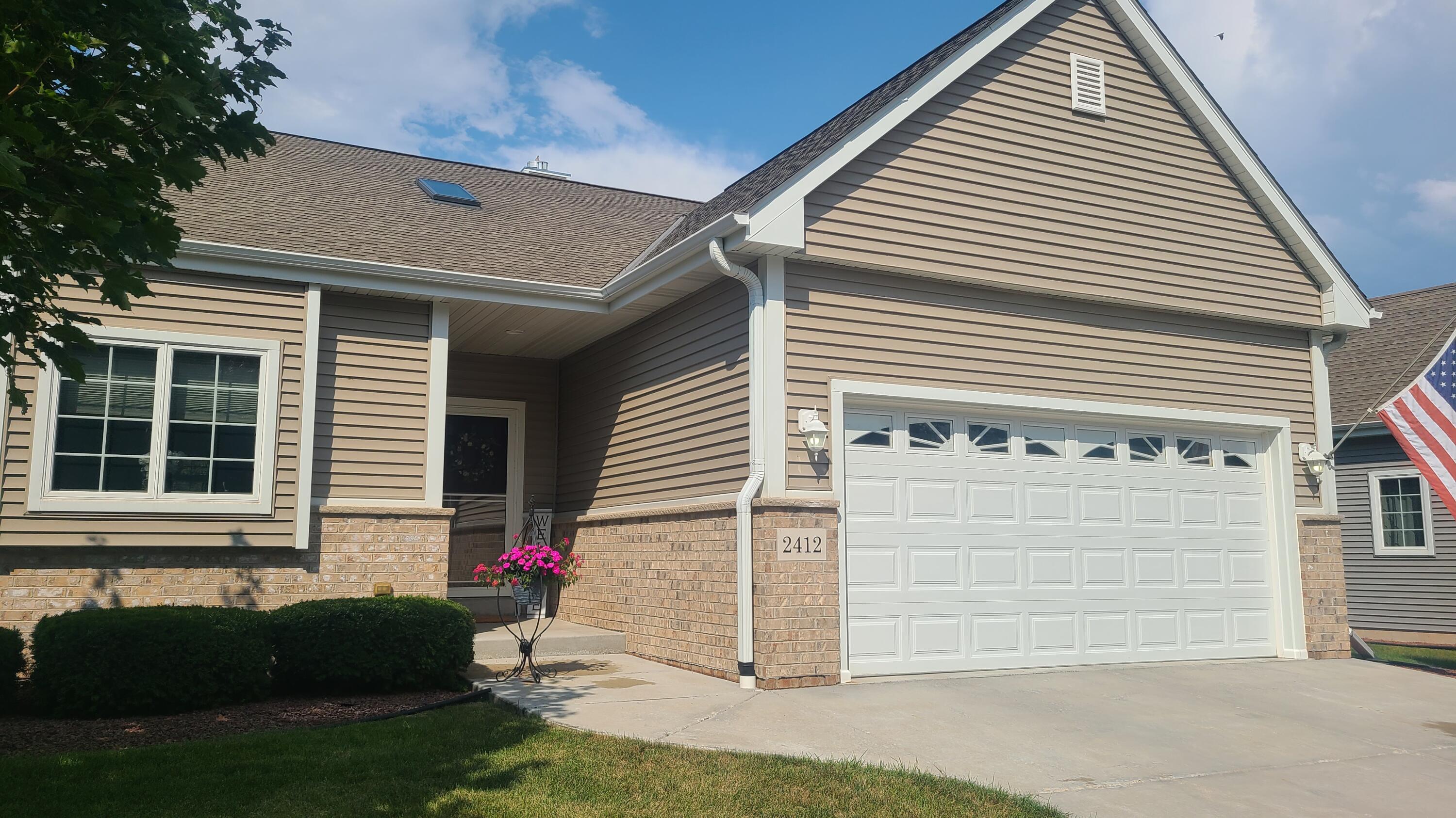 Stoney Ln, Grafton, WI 53024