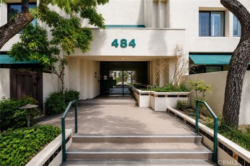 101-484 S Euclid Ave, Pasadena, CA, 91101-3189 | Card Image